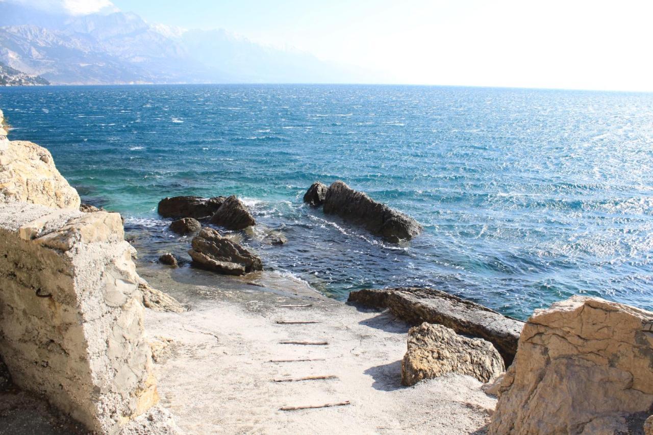 Apartments By The Sea Marusici, Omis - 8632 Mimice Luaran gambar