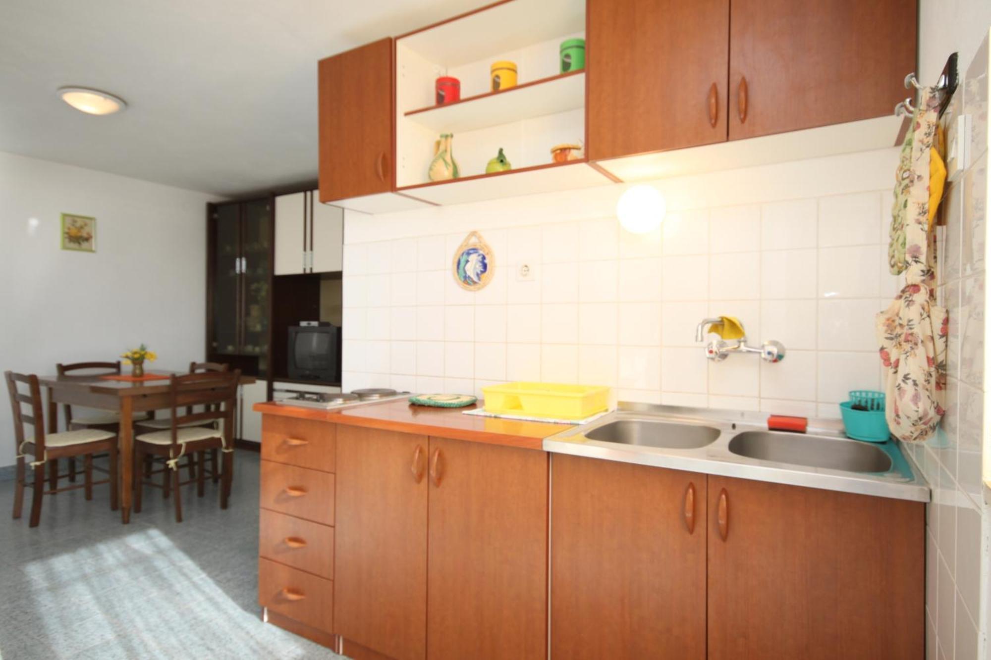 Apartments By The Sea Marusici, Omis - 8632 Mimice Bilik gambar